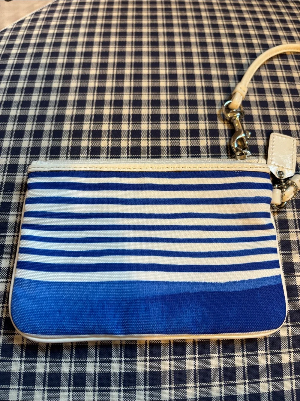Coach compact sparkle